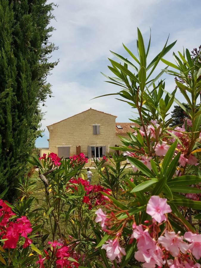 Le Mas De Guiguite Mézoargues Zewnętrze zdjęcie